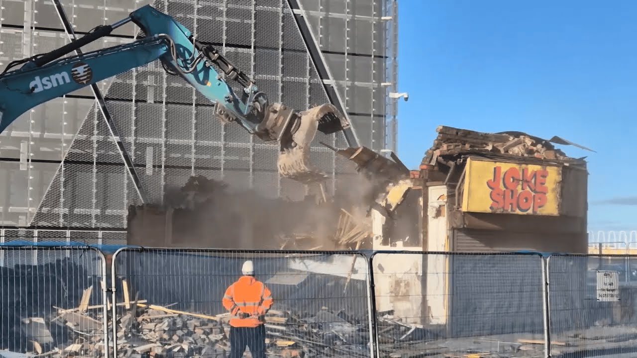 IT'S GONE! Full Joke Shop Demolition Blackpool