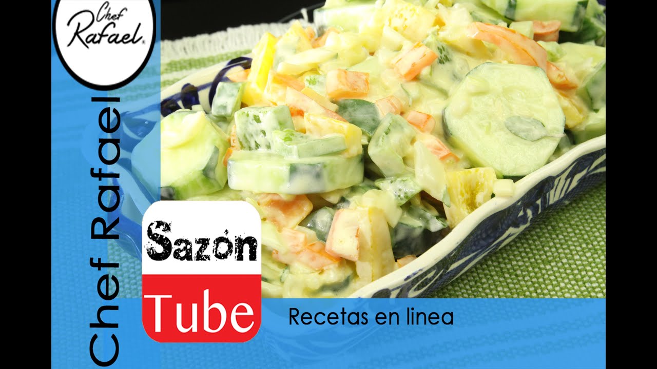 COSTA RICA GASTRONOMIA Ensalada de pepino con el Chef Rafael