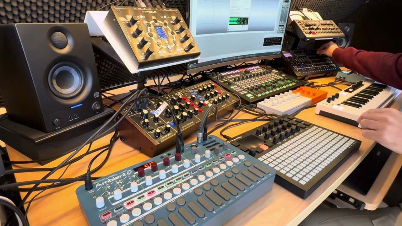 Dub Techno Jam | SH-4D | Liven Ambient 0