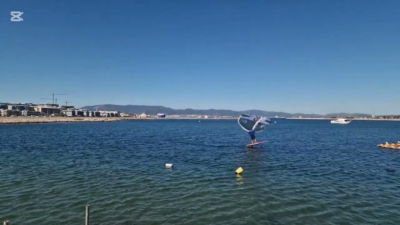 Wingfoil transitions on the big 8.2m wing