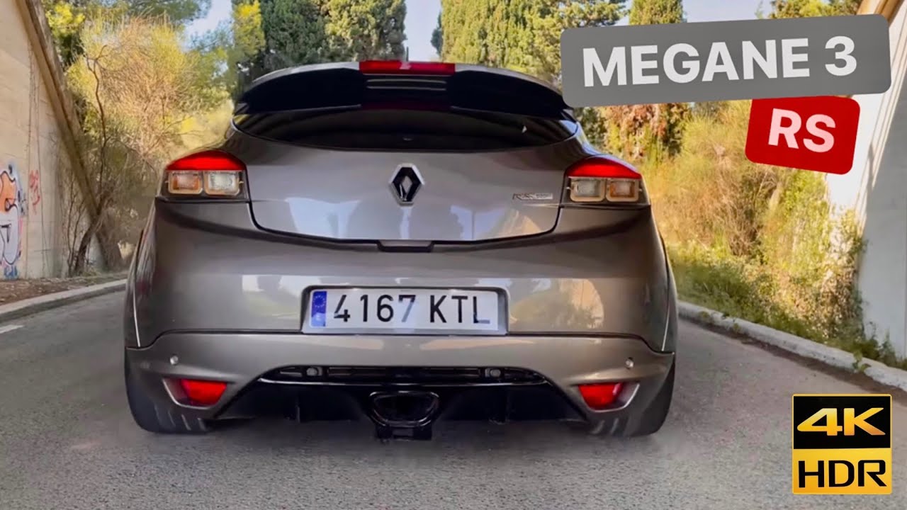 Renault Megane 3 RS - STARTUP, FLATOUT, DRIFT, REVS and more..