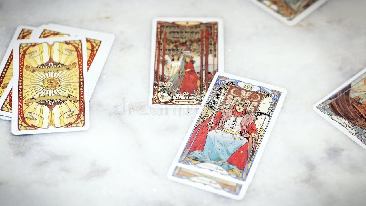 PESTI♓️ TE IUBESTE ATAT DE MULT INCAT E IN STARE SA FACA ACESTA NEBUNIE😱🥂#tarot #love