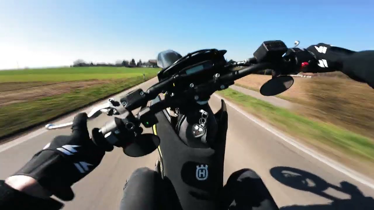 Husqvarna 701 SM RAW LeoVince exhaust (EURO5) + Open airbox + No Wind = Season beginning of 2025