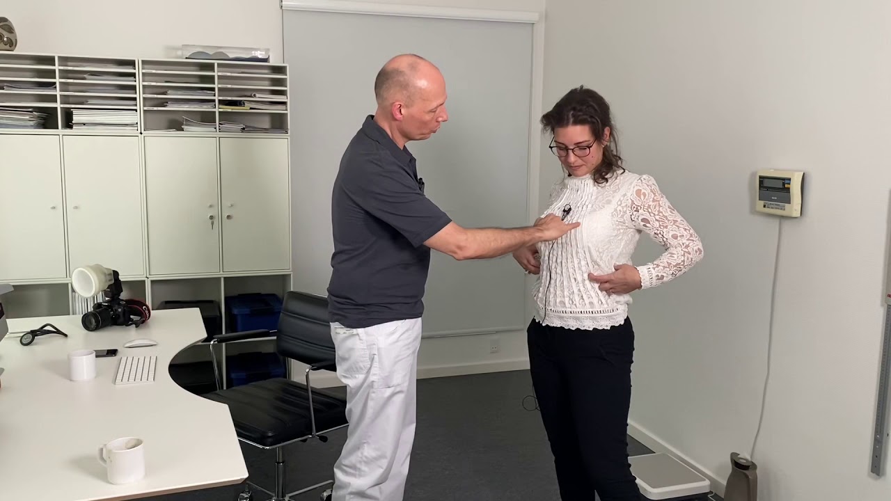 Video 4 af 6. Suzy Wengel på besøg hos plastikkirurg Andreas Printzlau