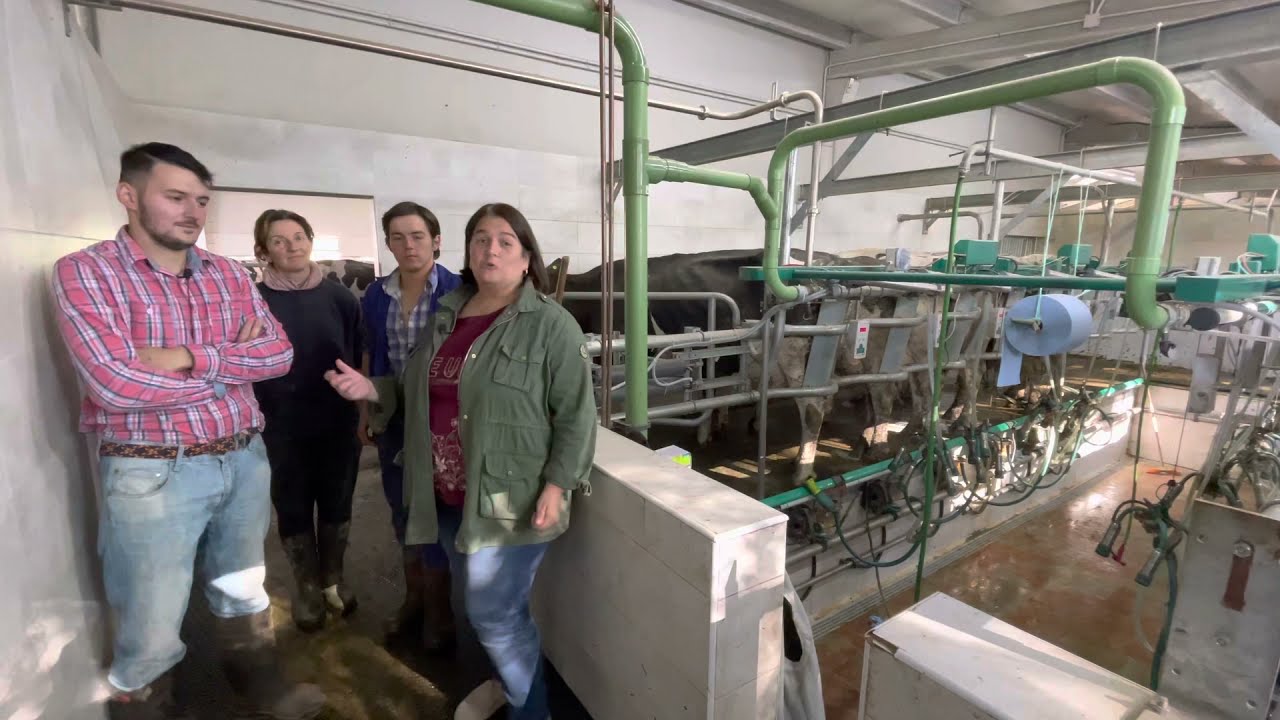 Entrevista en Ganadería Casa Jovino S.C. de Villanueva de Rañadoiro (Tineo) / El Campo de Asturias