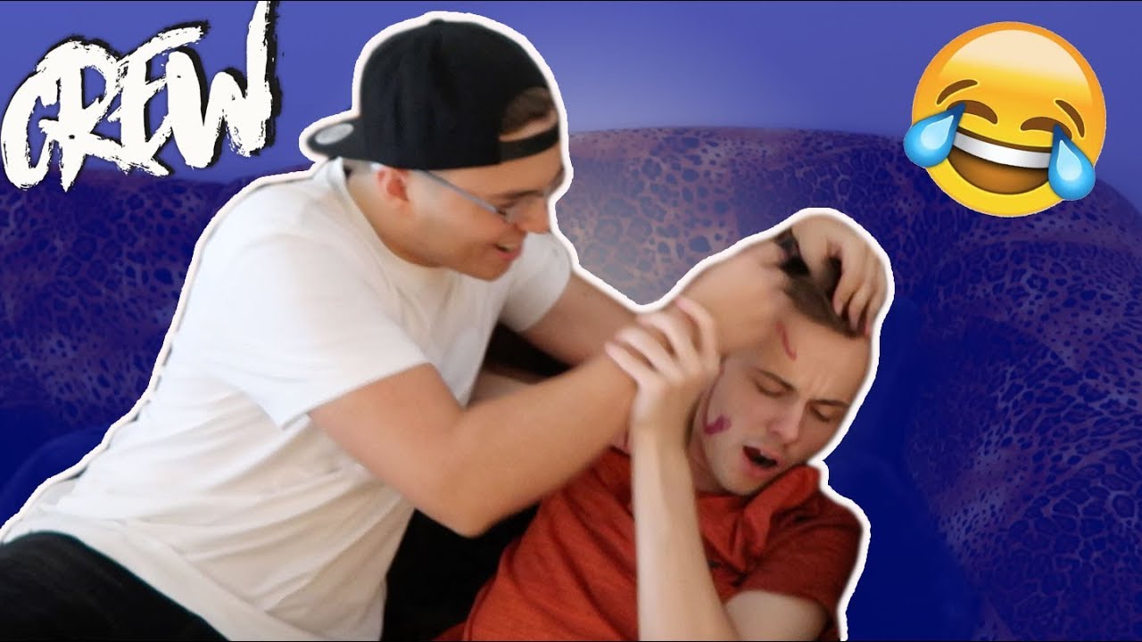 ERSTER PRANK IM CREW HAUS!