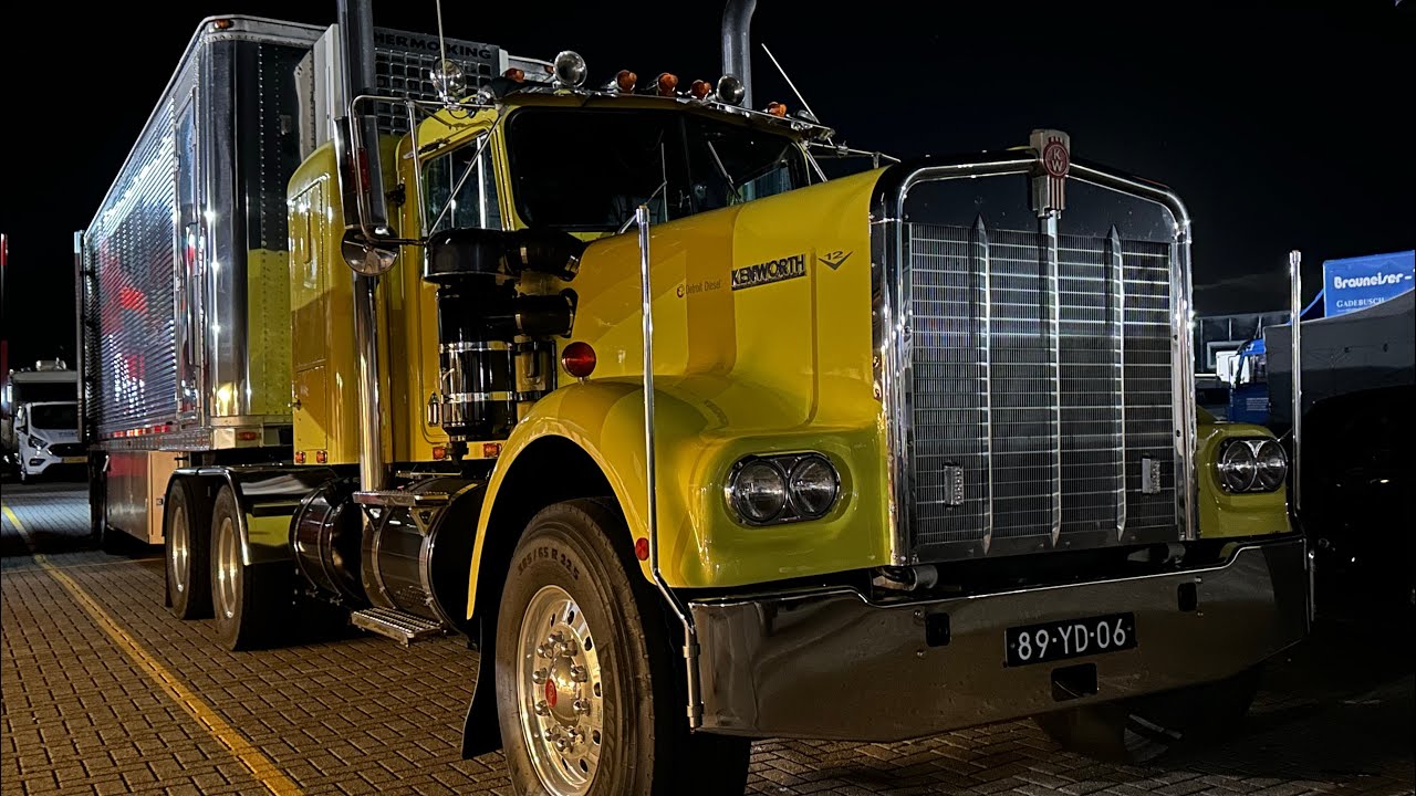 Kenworth 12V71 Detroit Diesel arrives at TT circuit Assen