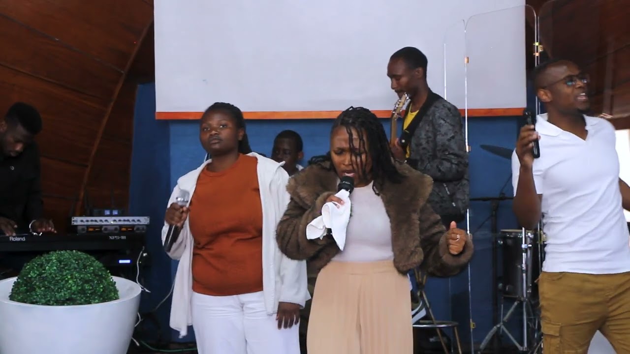 Upper room experience cover by @LorraineMudzimwa  , song by apostle Joshua Selman 