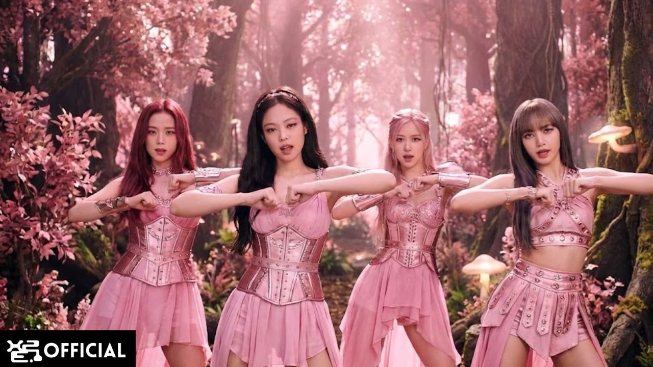 BLACKPINK - PINK ENERGY M/V