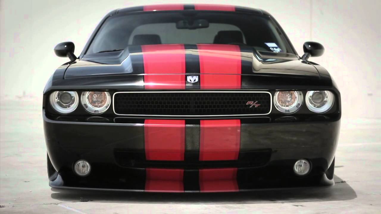 ACCUAIR equipped 2010 Dodge Challenger
