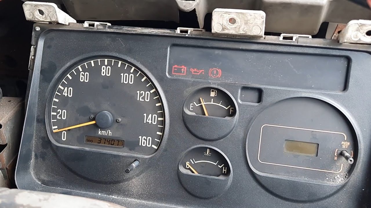 PERBAIKAN SPEEDOMETER KILOMETER DAN ODO METER MOBIL IZUSU ELF