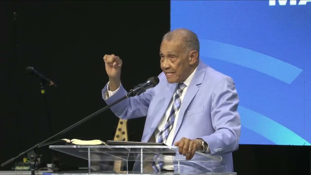LLAMADOS Y ESCOGIDOS POR DIOS - PR&Eacute;DICAS CRISTIANAS 2025 - PASTOR EZEQUIEL MOLINA ROSARIO