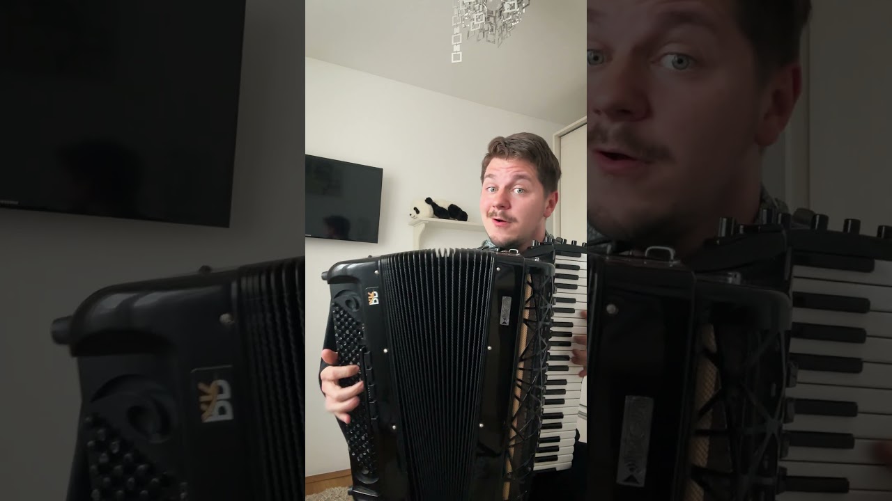 Tchaikovsky - Trepak (from The Nutcracker) on accordion #accordionist