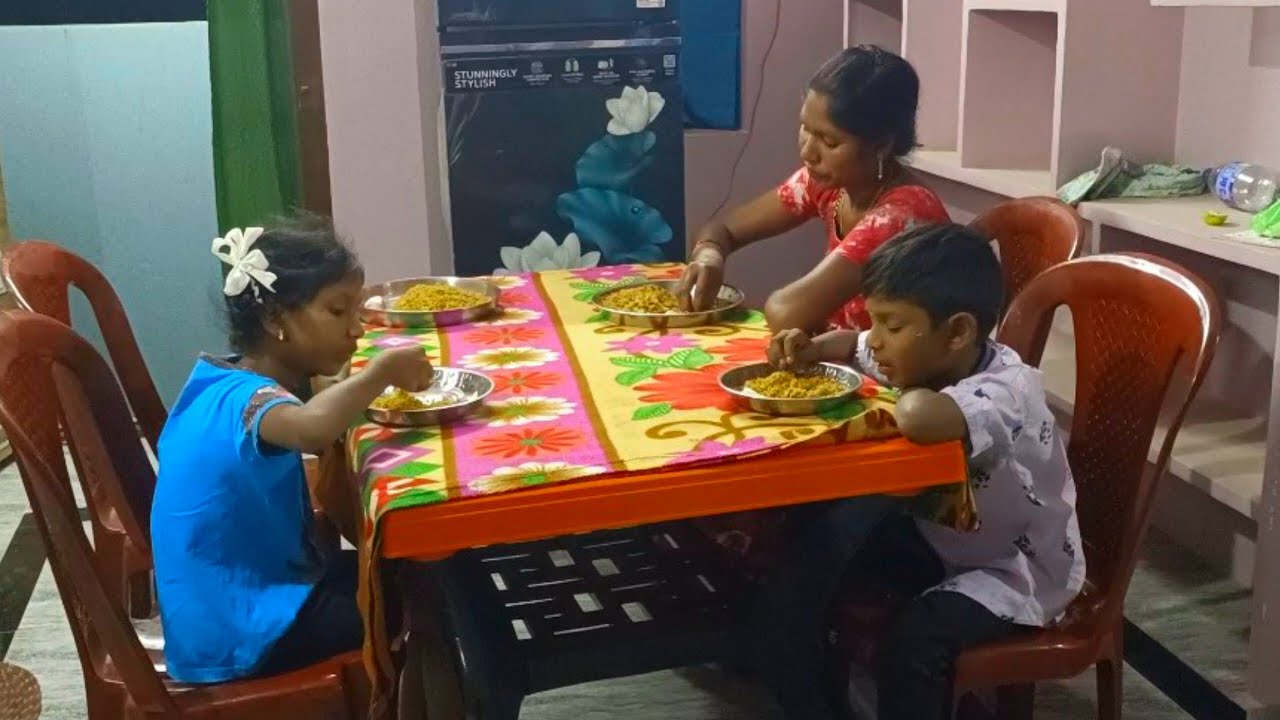 ఇరాత్రి సింపుల్ గా ఎగ్ ఫ్రైడ్ రైస్ చేసాను😋😋