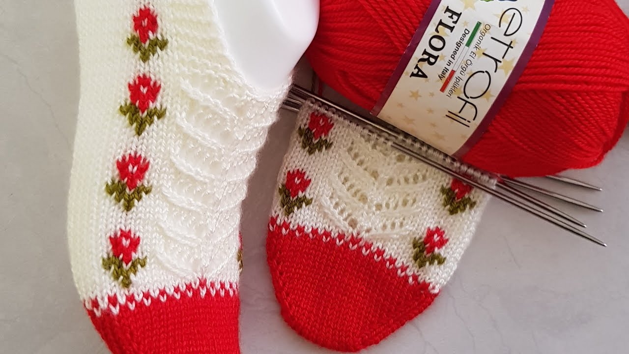 KIRMIZI ÇİÇEKLİ AJURLU ÇEYİZLİK BEŞŞİŞ PATİK YAPILIŞI - KNITTING