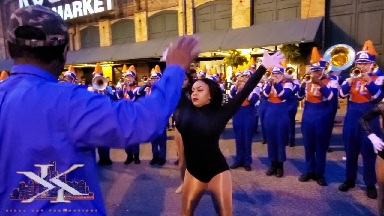 Booker T. Washington Vs Hunters Lane High School @ the 2020 Krewe of Bacchus