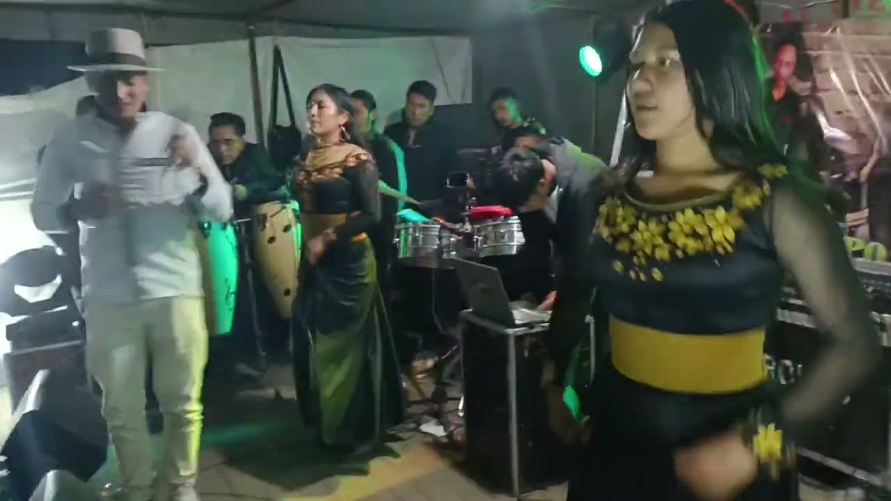 Franklin asas.. show en vivo en Salcedo el galpón