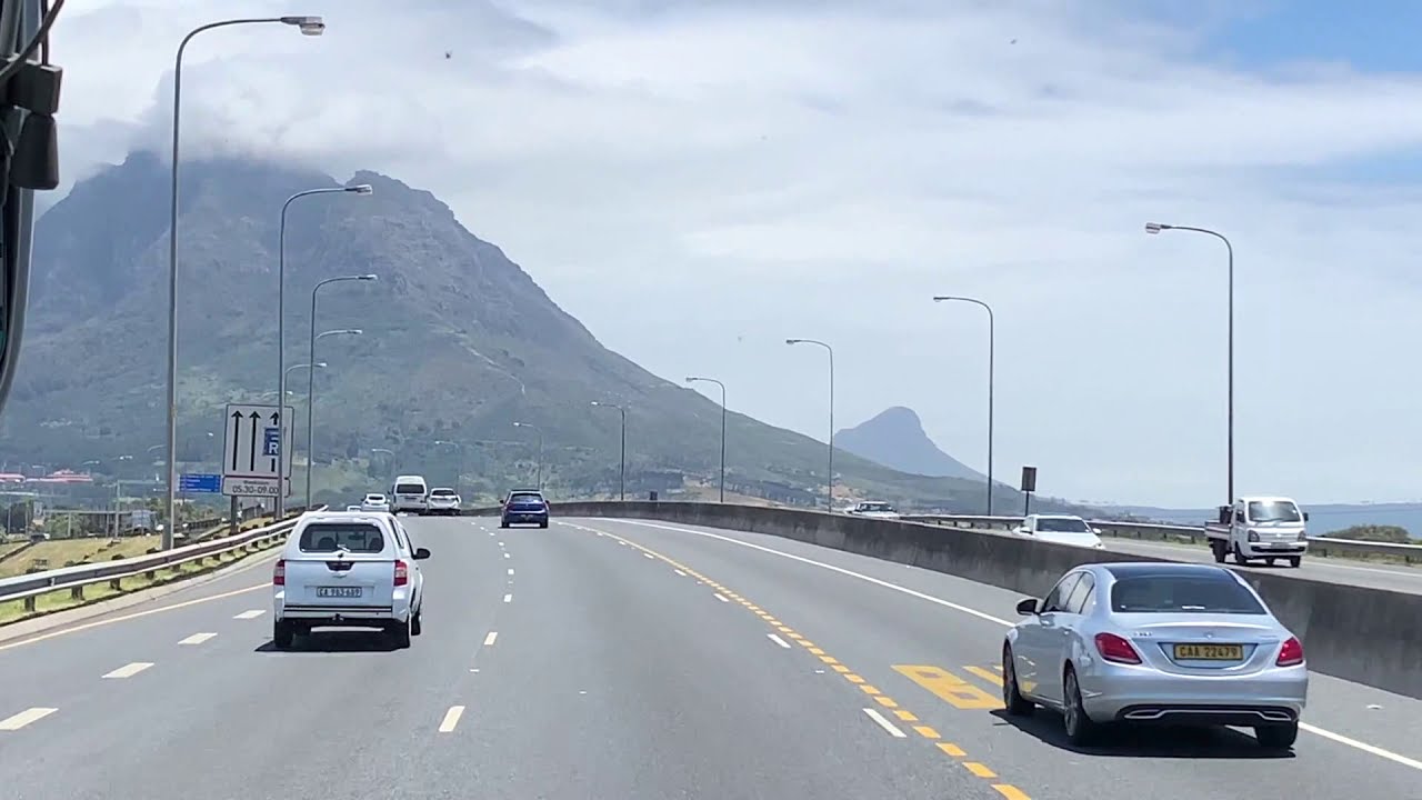 Airport to Cape Town drive