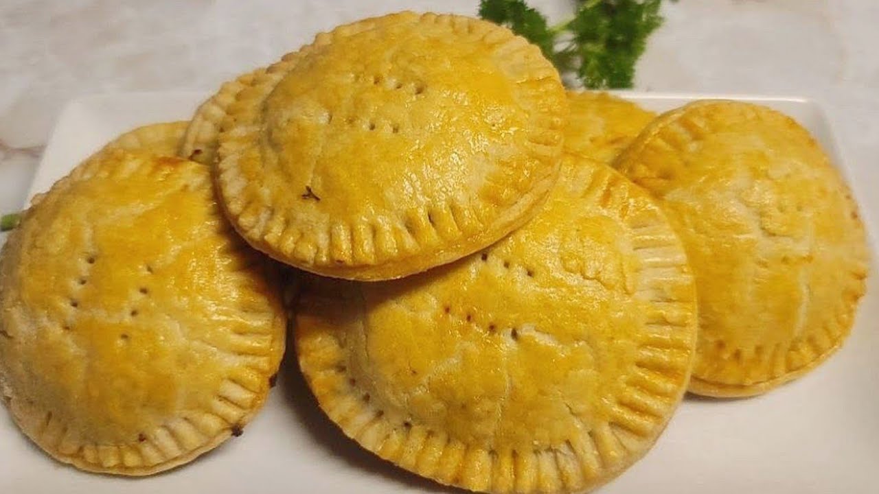 Best Guyanese 🇬🇾  chicken Patties