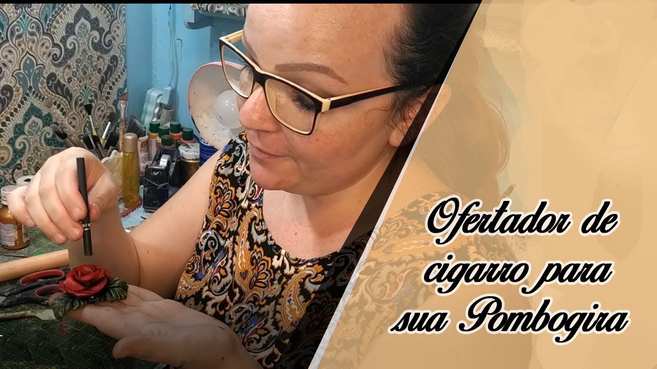 Ofertador de cigarro para a sua pombogira