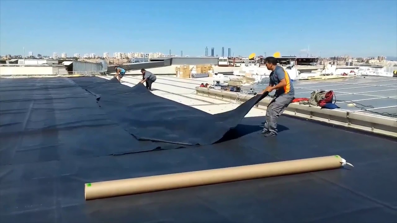 Instalación de membrana de EPDM Rubbergard sistema RMA
