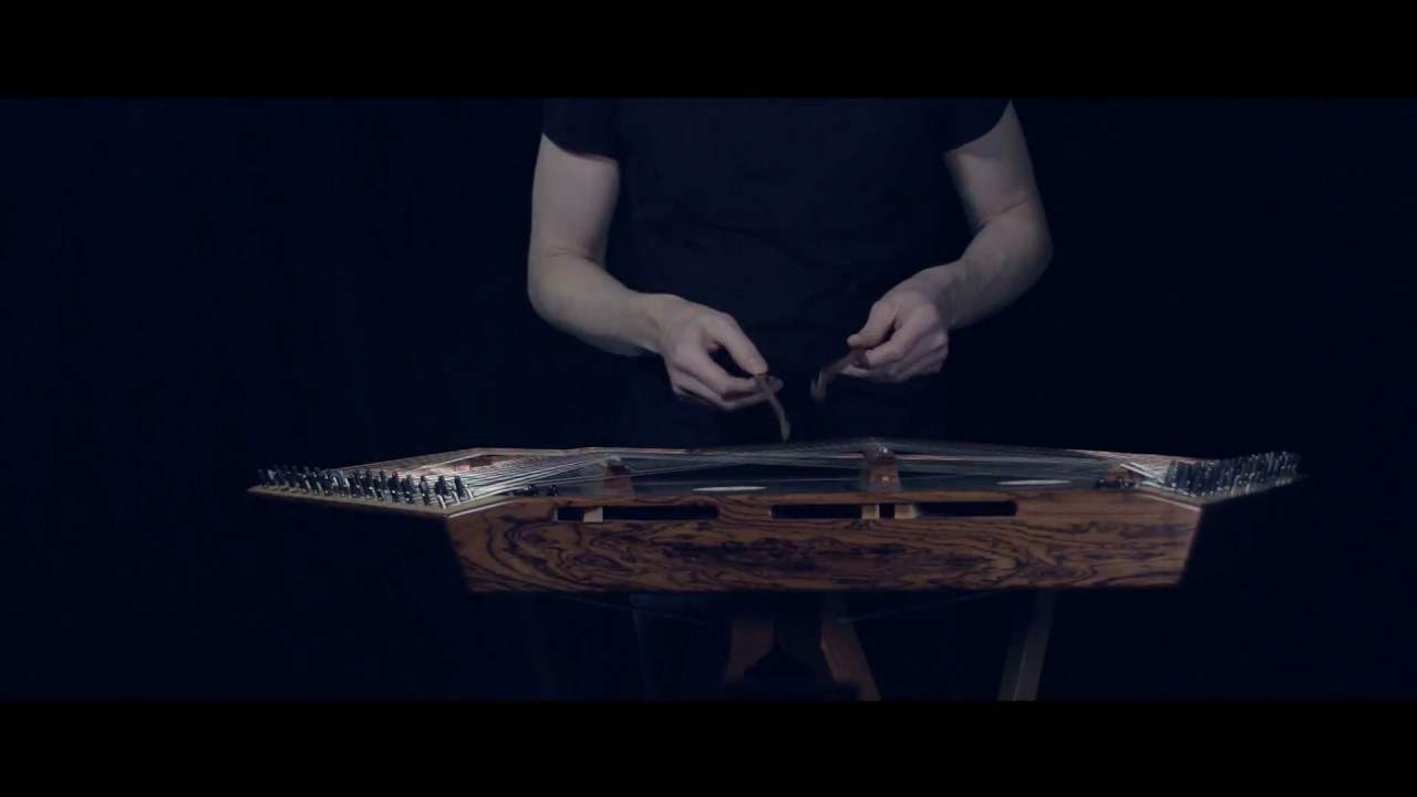 JIGS - The Swedish jig/Scatter the mud/The Connaught man's rambles