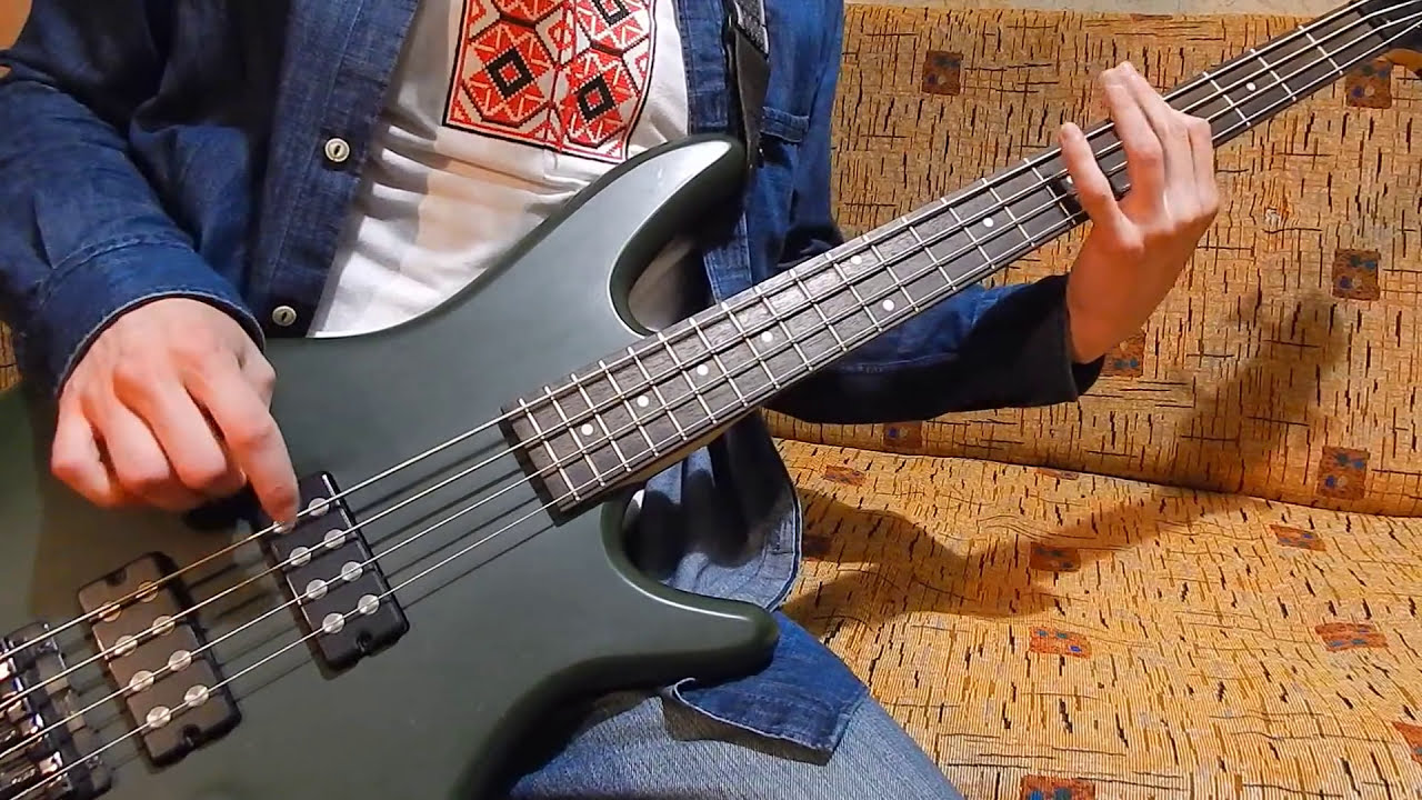 Metallica Orion bass cover + solo (Cliff Burton tribute) (tabs in description)