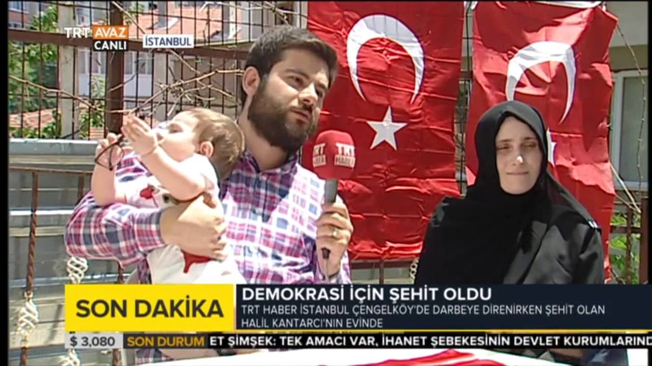 İlk Çatışmalarda Şehit Olan Halil Kantarcı'nın Ailesi, Darbe Girişimi Gecesini Anlattı - TRT Avaz