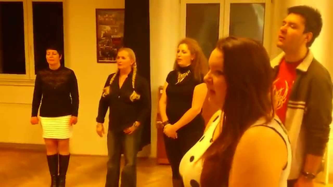 Magic Song Énekiskola - Gyakorló énekóra - Beéneklés - 002