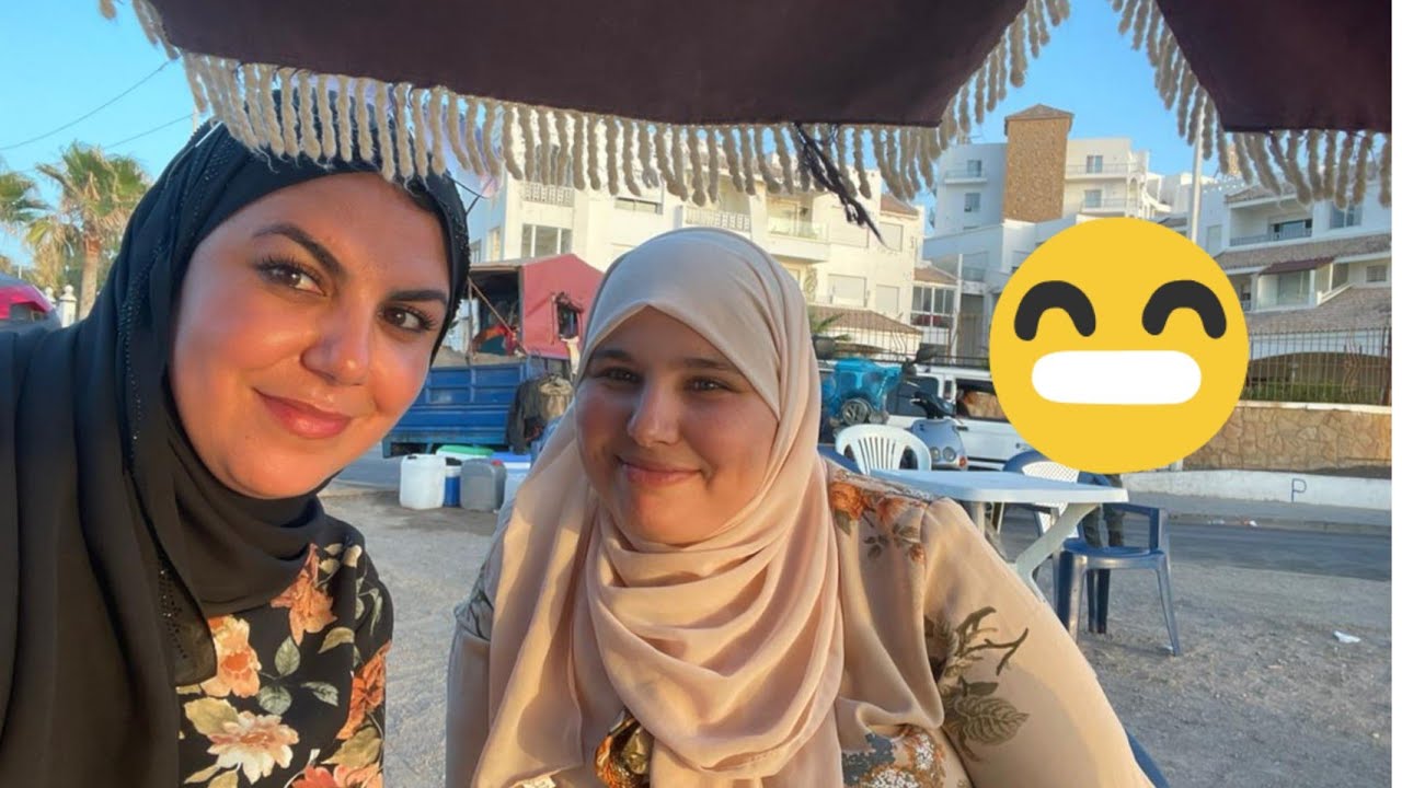 أول لقاء مع فاطمة الزهراء 🤔رأيها فريفا☺شديت طريق إلى الحسيمة😭 الفرحة طيرتني