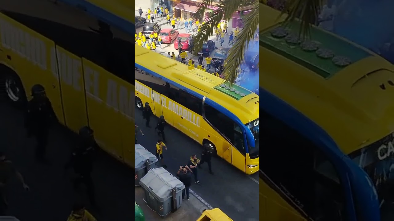 Recibimiento al autobús del Cadiz C.F - Sevilla F.C