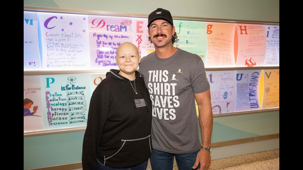 Riley Green Visits St. Jude Children's Research Hospital with ACM Lifting Lives