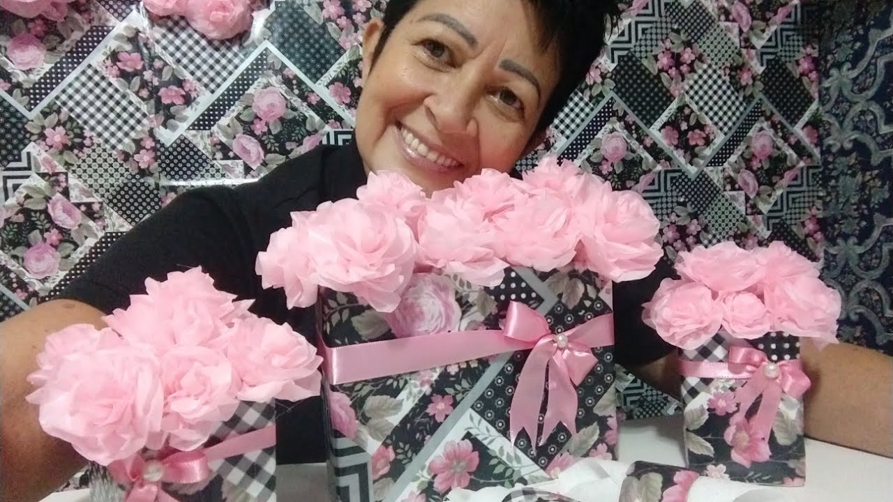 Aula 144 - Caixas recicladas decoradas com papel de presente e flores em papel de seda!