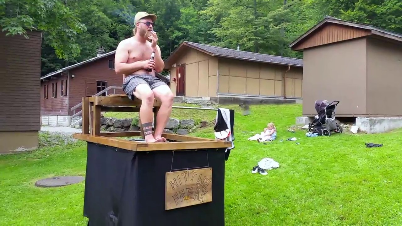 Dunk Tank Eintunk Maschine DIY selber bauen - Chaotic Bash Studios