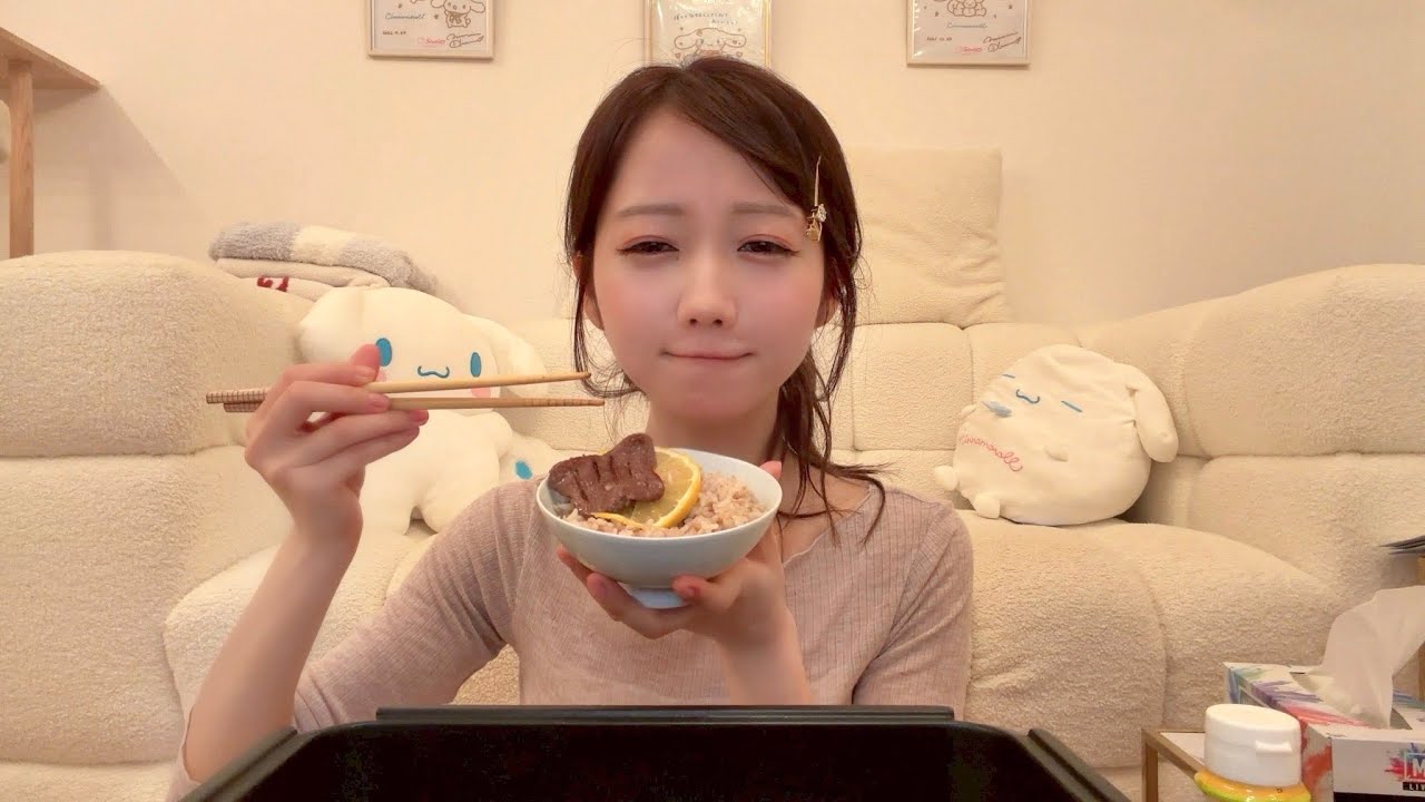 みりにゃ、初めてのお家でひとり焼肉