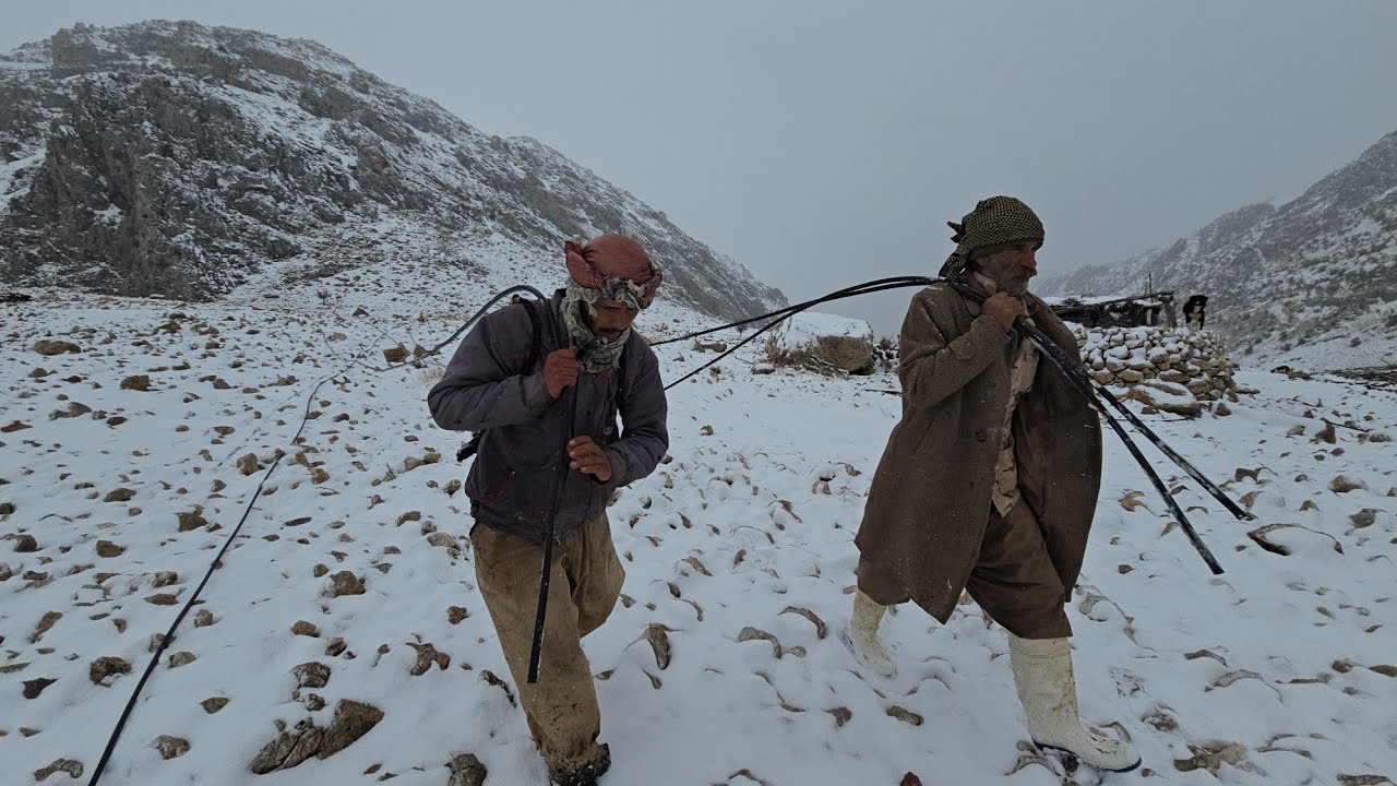 🌨Jahangir's battle with snow and blizzard to save water pipes in the heart of a dangerous valley!