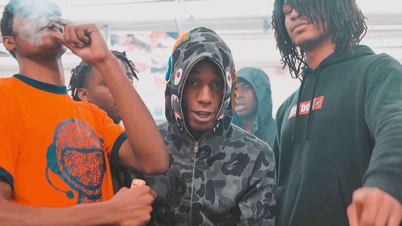 Lil Mello x 700 Cal x Nuk - Plastik (Official Music Video)