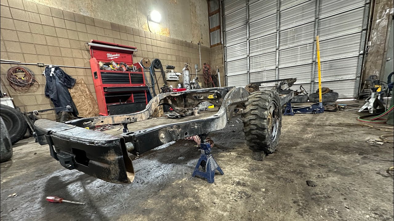 Working on the Vic frame!
