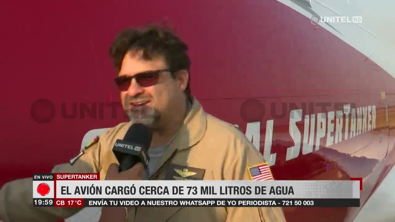 El avión Supertanker cargo cerca de 73 mil litros de agua