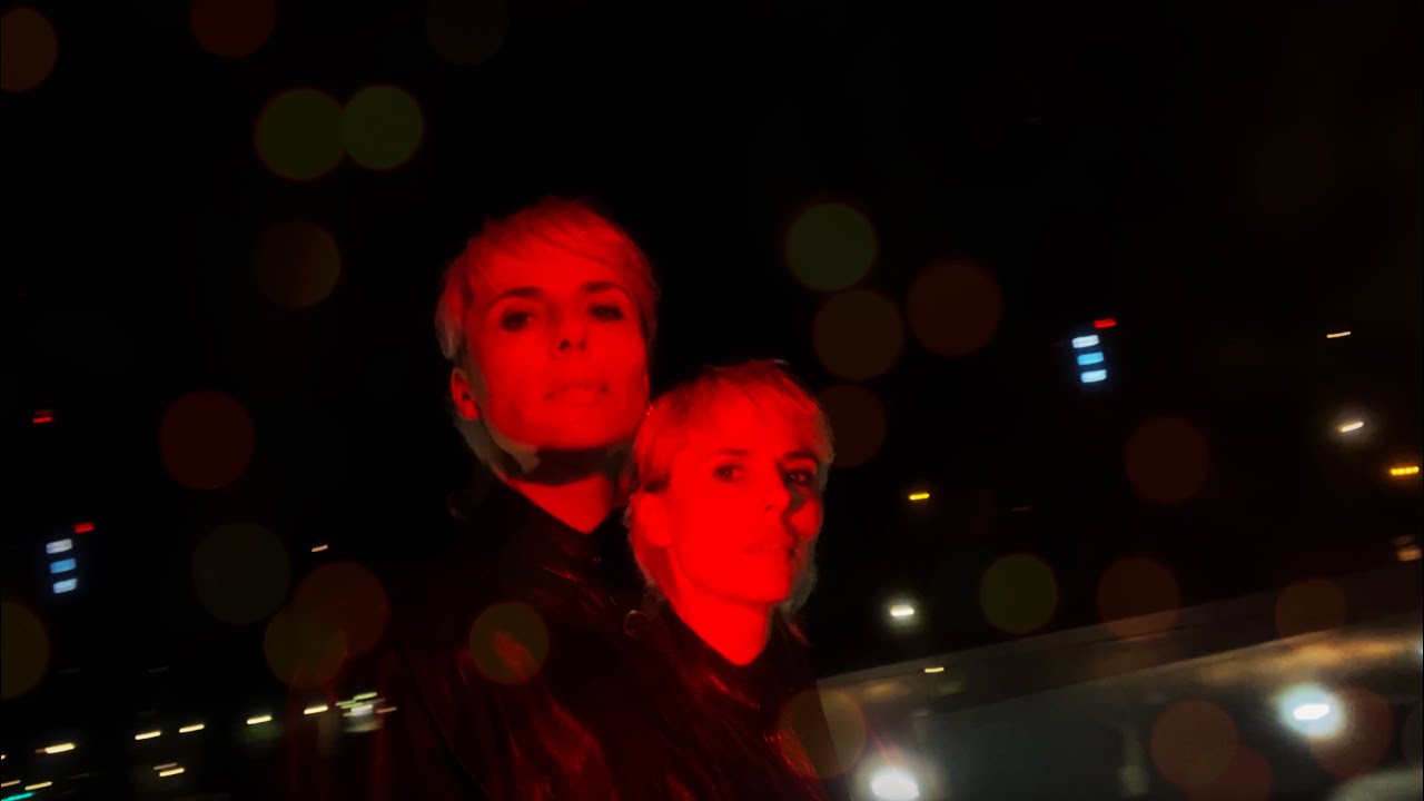 Loane Coste - L'air de la nuit (Official Video)