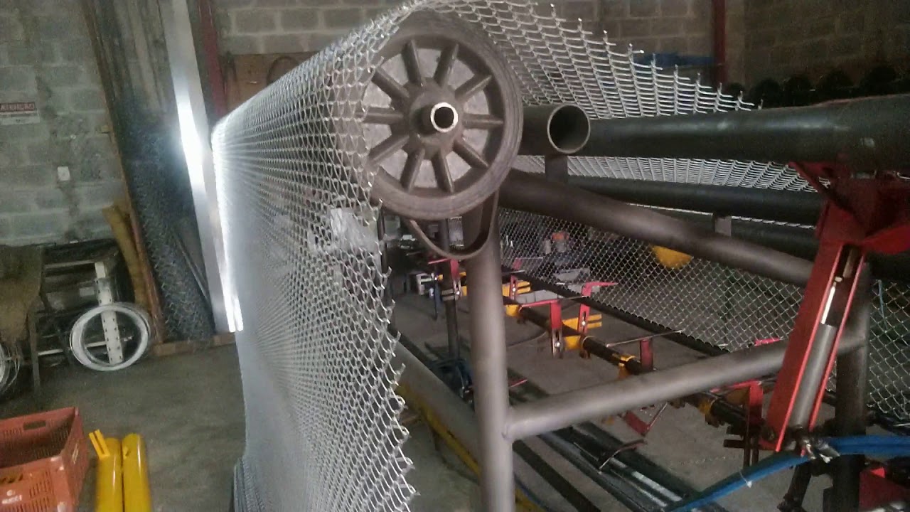 Maquina de tela de alambrado  automática p aviário