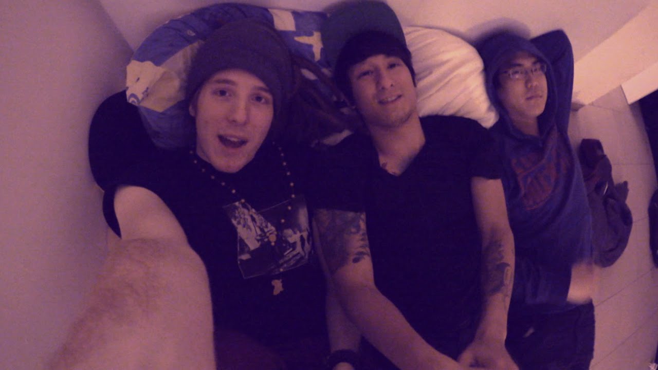 3 Jungs 1 Bett #IchKüsseWenIchWill | unge