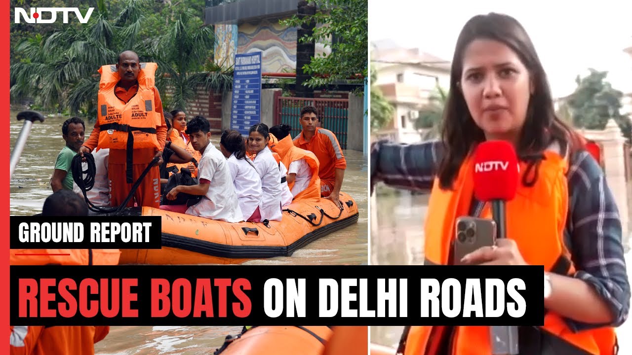 Delhi Flood News| Disaster Force's Rescue Boats On Delhi Roads, Not Far From Chief Minister's House