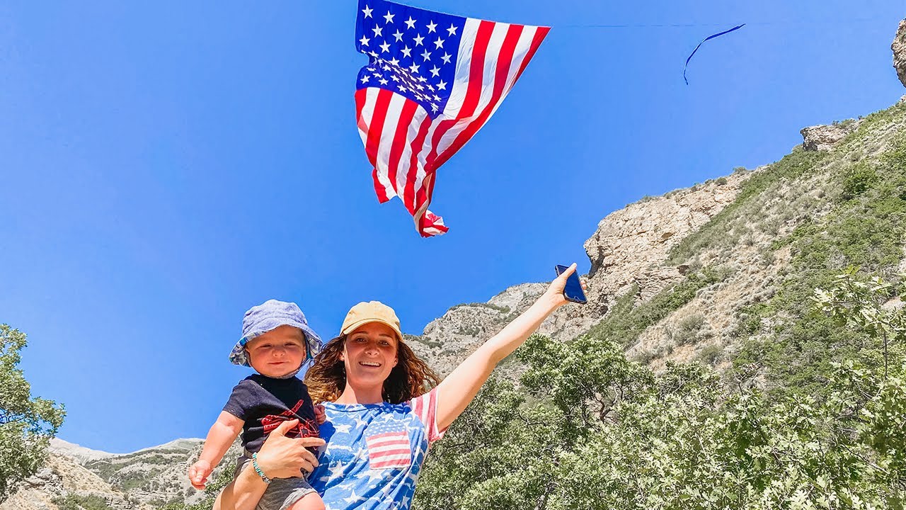 Visiting The BIGGEST Flag In The World
