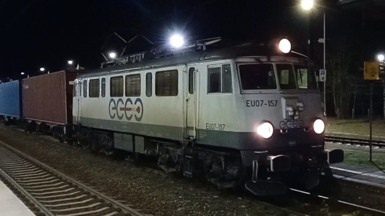 23.12.2025  EU07 - 157