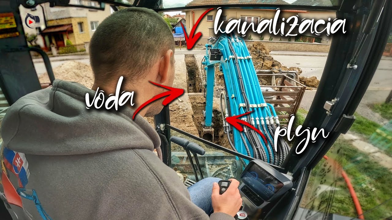 Prípojky na vodu a kanalizáciu | Bager SUNWARD SWE60UF