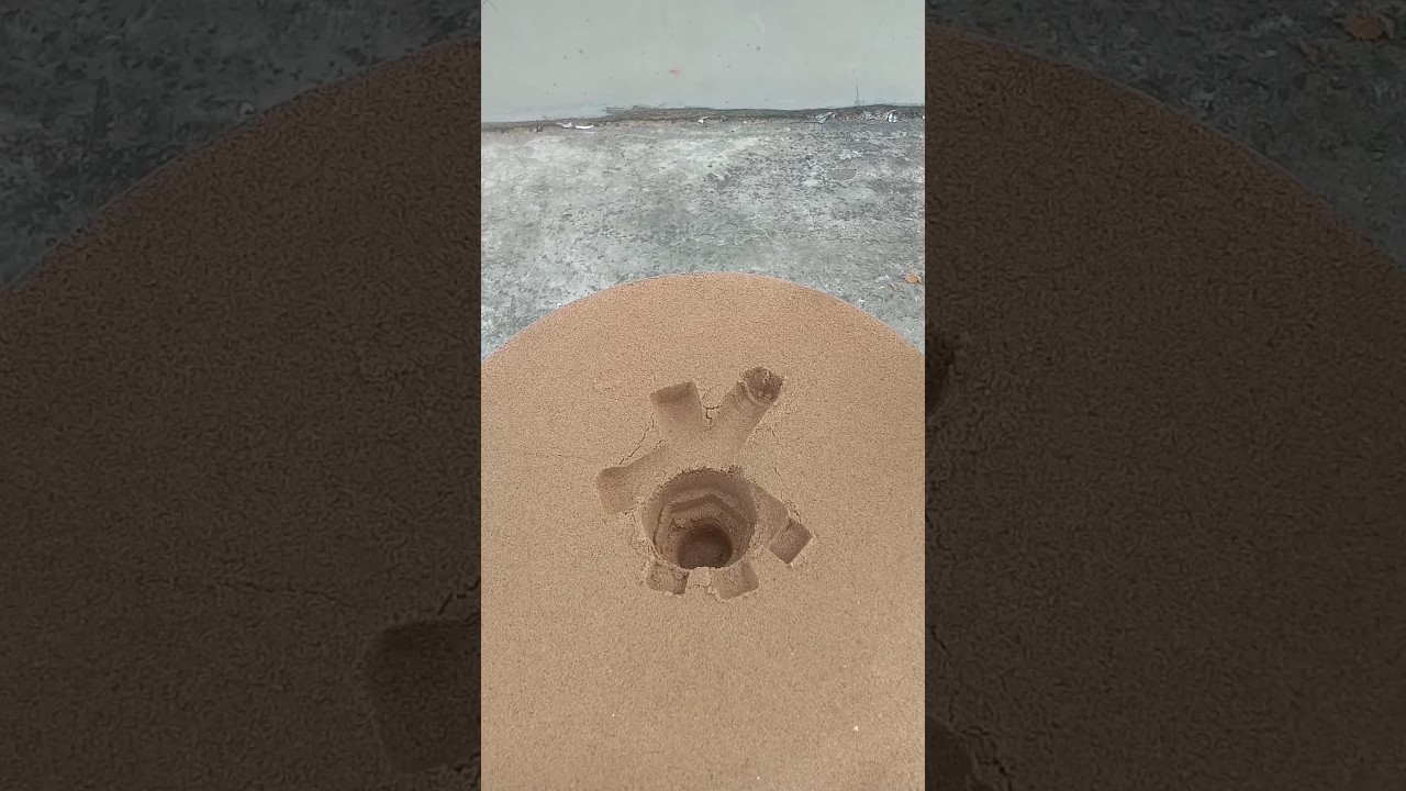 Impressions on metal industry sand #art #experiment