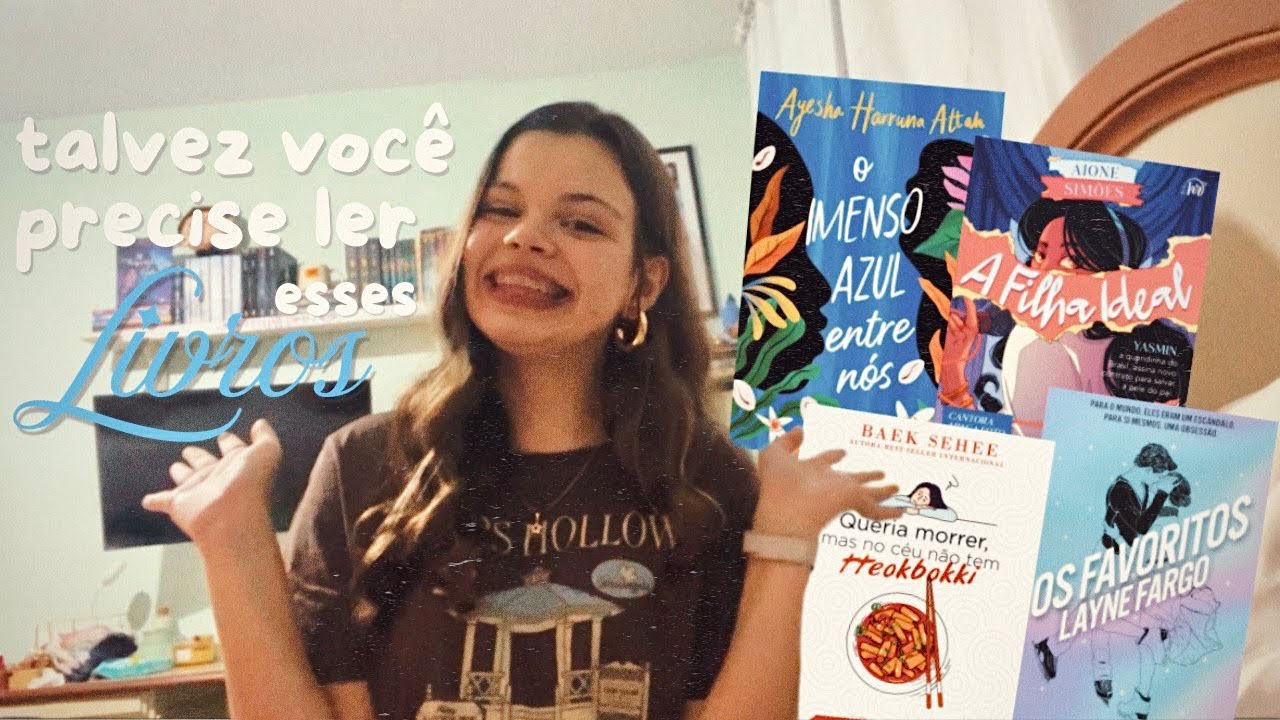 uma adolescente indicando livros para outros adolescentes 