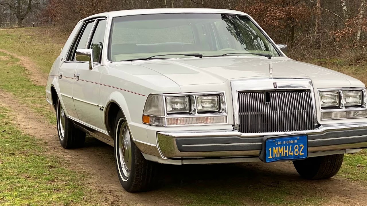1985 Lincoln Continental Sedan