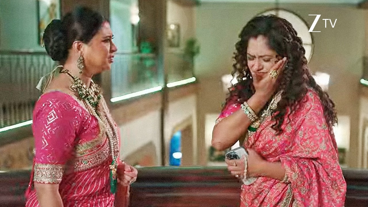 VASUDHA | Sarika ke vrat todne ki baat sunkar Chandrika ne maara use thappad.